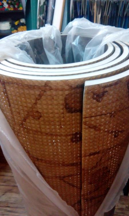 Tấm trải sàn bằng nhựa Tấm trải sàn bằng nhựa